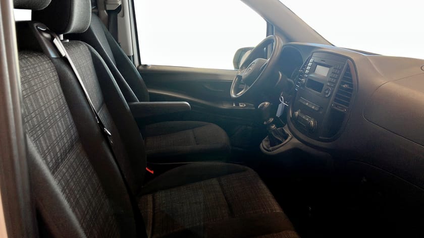 Bild 3 av Mercedes-Benz Vito 111 CDI 2.8t 