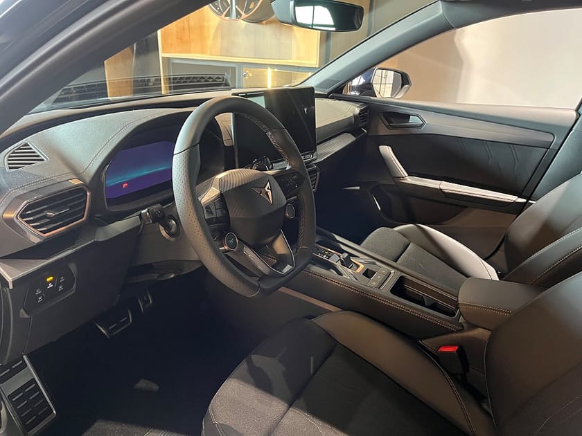 Bild 3 av CUPRA Leon Sportstourer e-Hybrid