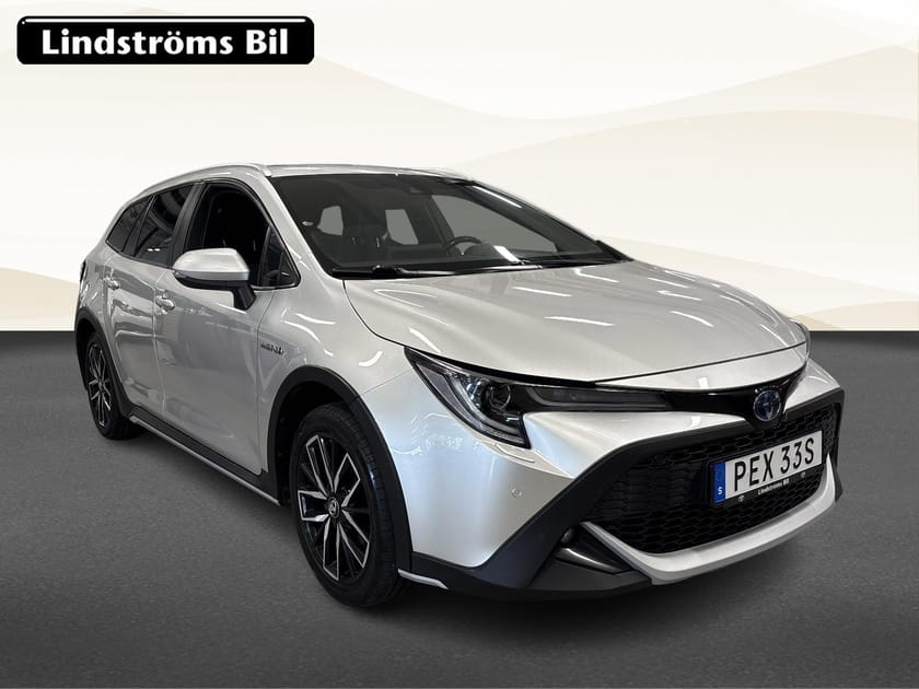Bild 3 av Toyota Corolla TREK Hybrid 2.0 184hk S&V-Hjul 1 brukare