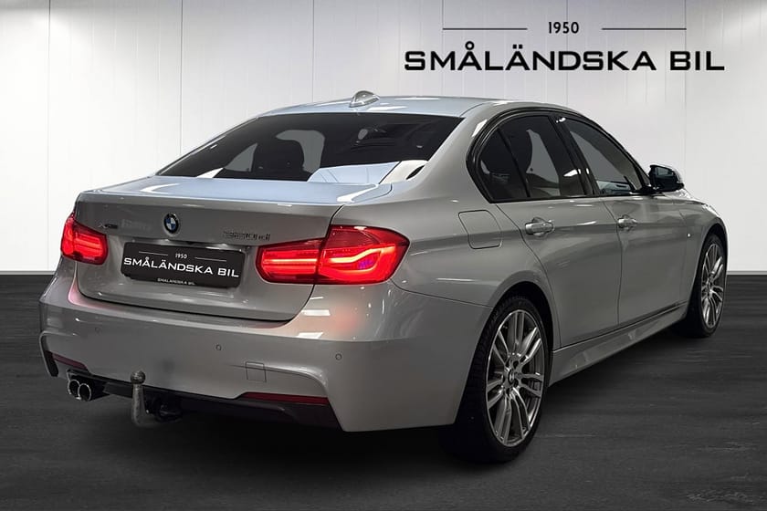 Bild 4 av BMW 320d xDrive Sedan Steptronic M Sport Drag 190hk