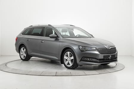 Škoda Superb Stasjonsvogn 2,0 TDI 200hk Style 4x4 Krok ACC Webasto Kamera Minne