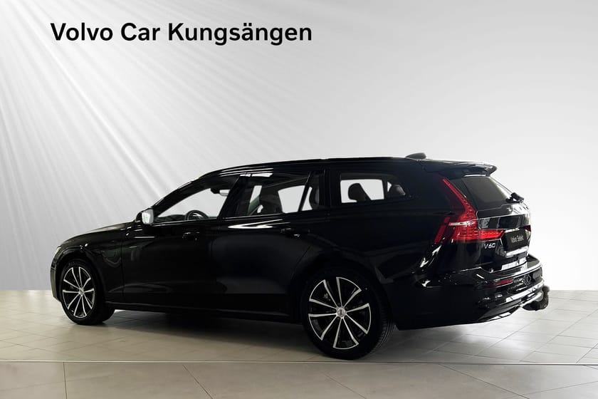 Bild 4 av Volvo V60 T6 Plus Dark Nordic Edt Drag 360 kamera 0% RÄNTA
