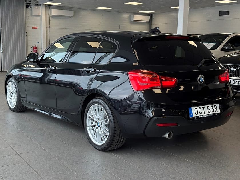 Bild 4 av BMW 118i 5-dörrars M Sport Euro 6 136Hk