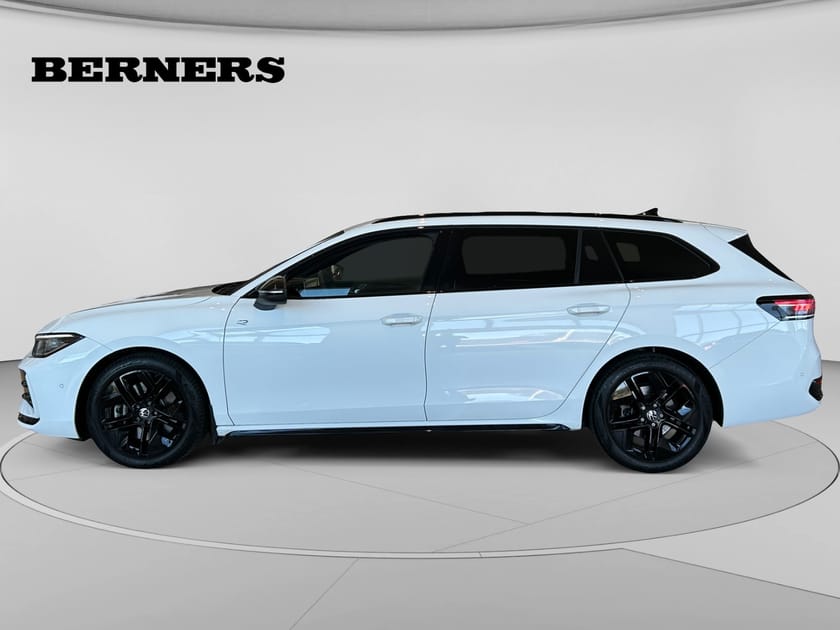 Bild 2 av Volkswagen Passat Sportscombi 2.0 TDI 4Motion R-line Blackstyle 193hk