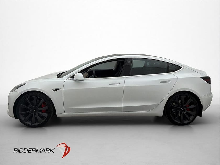 Bild 5 av Tesla Model 3 Performance AWD HW3 Autopilot Svensksåld