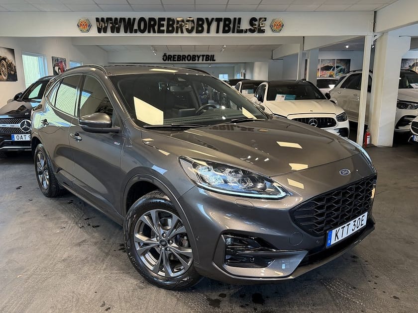 Bild 1 av Ford Kuga Plug-In Hybrid E-CVT ST-Line Drag Gps B&O BLIS SE SPEC