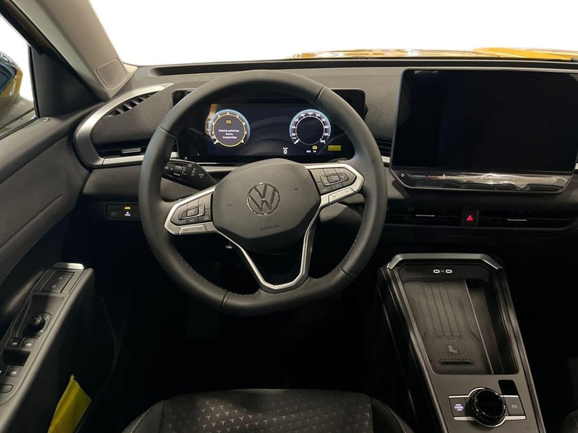 Bild 5 av Volkswagen T-Roc LIFE 1.5 ETSI 150HK DSG