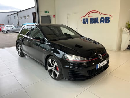 Volkswagen Golf  GTI Performance 2,0 TSI Perfomance DSG Aut