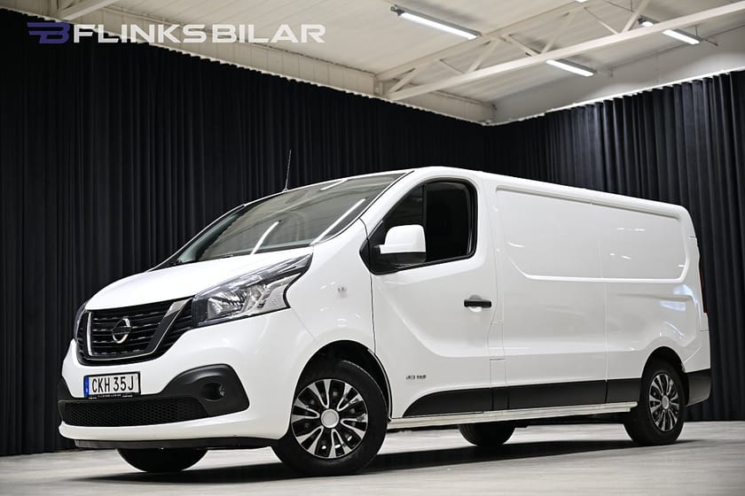 Bild 2 av Nissan NV300 Skåpbil 2.0 dCi 145HK L2 Inredning|Drag|Värmare|GPS|Backkamera