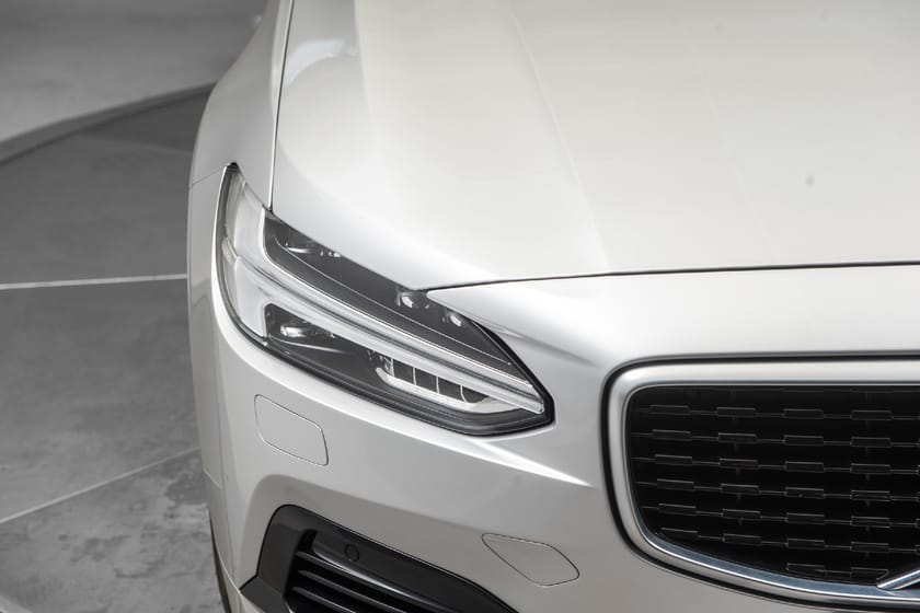 Bilde 4 av Volvo V90 T8 R-des Navi/360/HUD/Hengerfeste/elstol/Lyspk