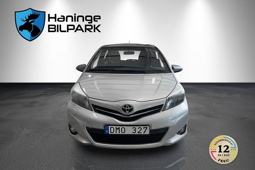Bild 3 av Toyota Yaris 5DR 1.33 Dual VVT-i B-Kamera /  SUPERDEAL 3.95% /