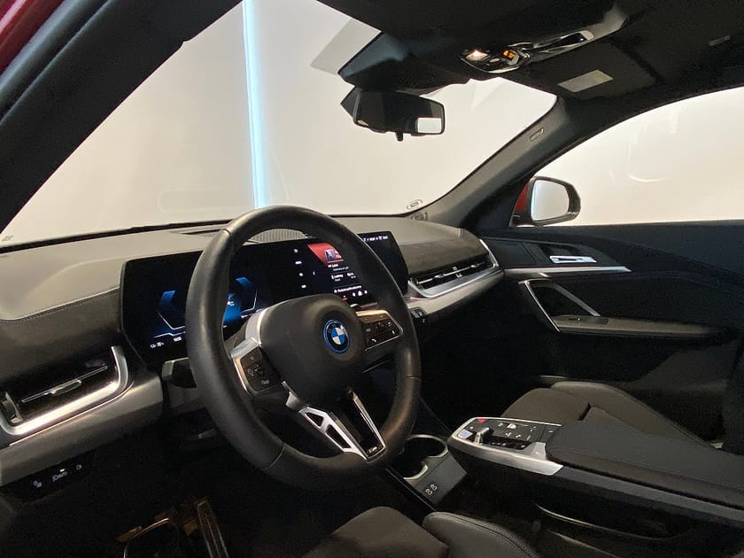 Bild 5 av BMW iX2 xDrive30