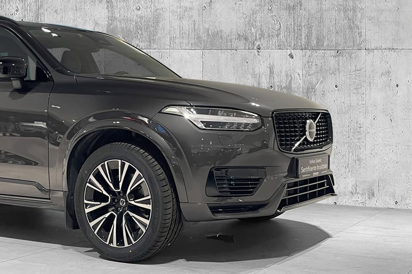 Bilde 2 av Volvo XC90 7 Seats Recharge T8 Plus Dark SEMI.EL.HF|20"|H&K|TONEDE