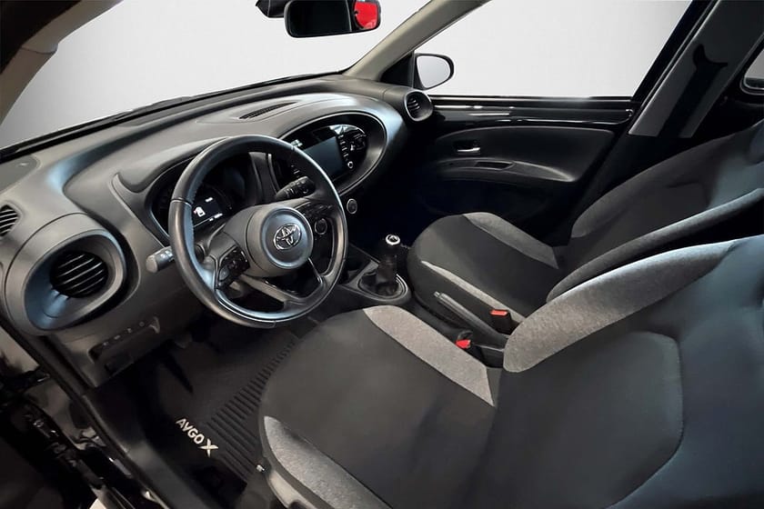 Bild 4 av Toyota Aygo X 1,0 VVT-i 72Hk PLAY
