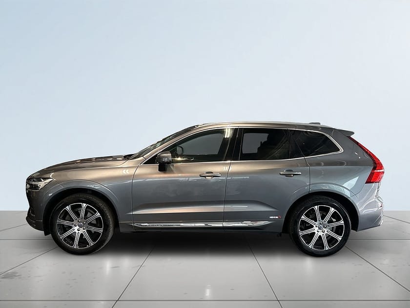 Bild 4 av Volvo XC60 B4 AWD Inscription 360/H&K/HuD/Pano/Drag/Ledramp/BLIS