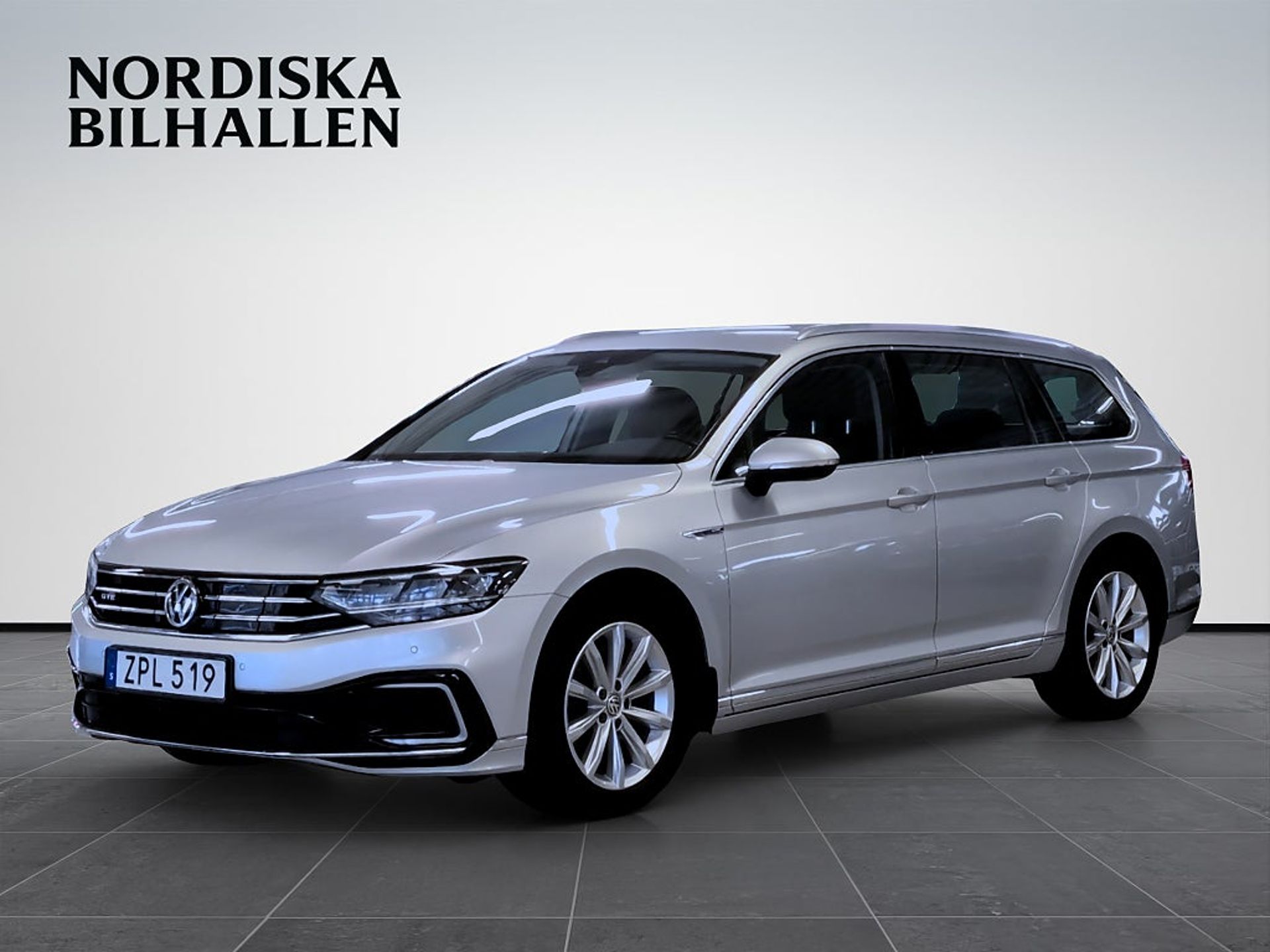 Volkswagen Passat 2020, photo 3/10