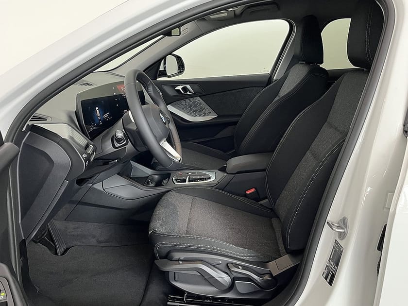 Bild 5 av BMW 120 Privatleasing fr. 2998 kr/mån Rattvärme Tonade Rutor