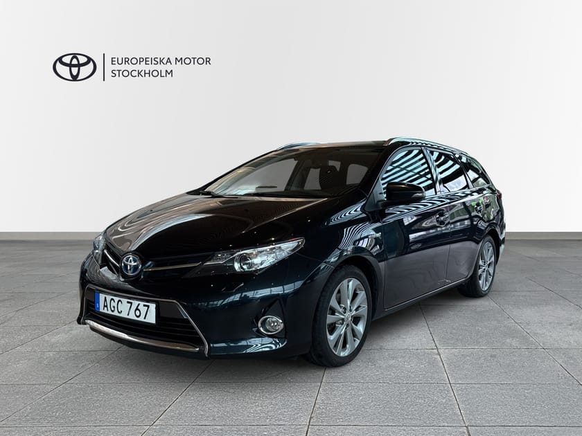Bild 1 av Toyota Auris Touring Sports Hybrid TS Edition 50 Vinterhjul