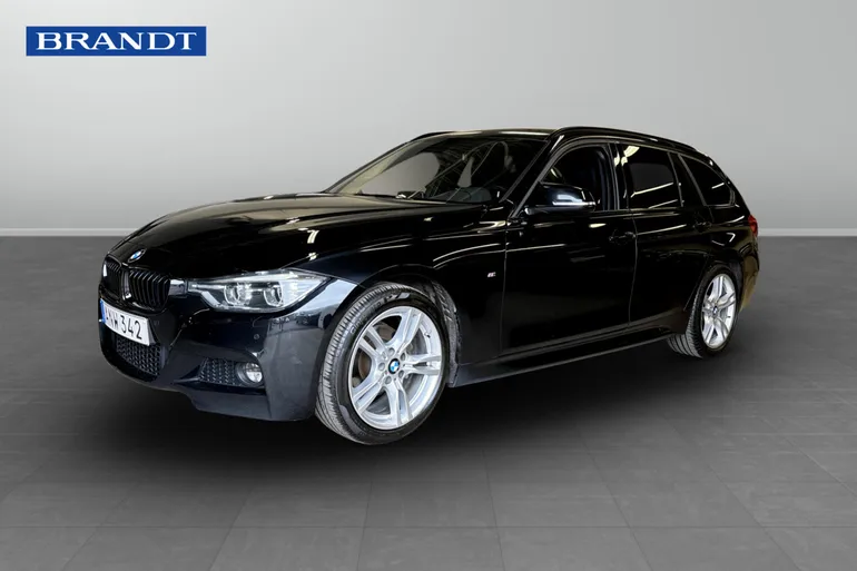 BMW 320i xDrive Touring