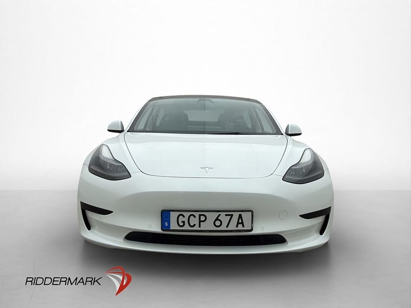 Bild 3 av Tesla Model 3 Standard Range Autopilot Pano Sv.såld