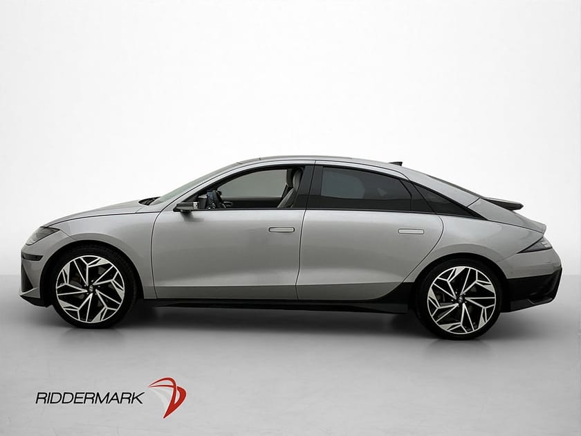 Bild 5 av Hyundai Ioniq 6 77.4 kWh AWD Drag Värm Pano BOSE 360° Skinn