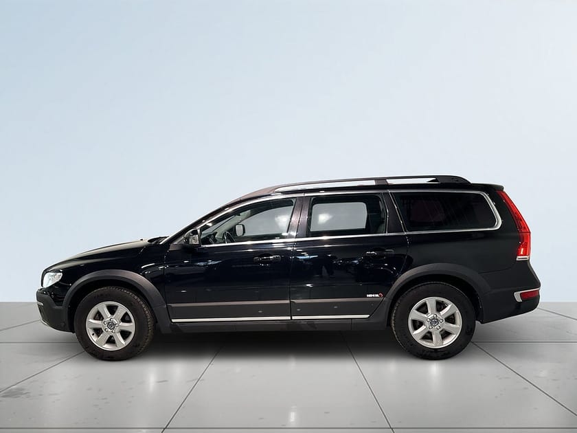 Bild 4 av Volvo XC70 D5 AWD Classic Summum Dvärm Skinn Drag MoK S/V-hjul