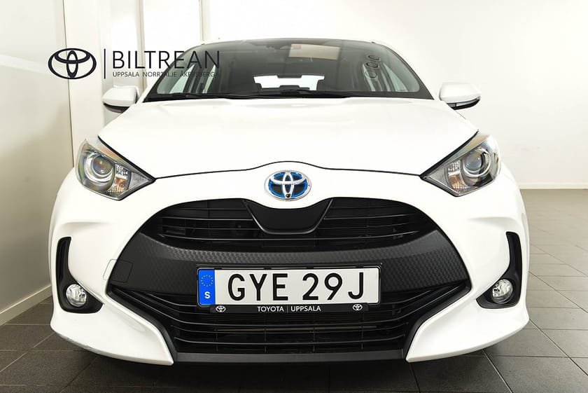 Bild 3 av Toyota Yaris Hybrid Elhybrid Active Komfortpaket Backkamera Rattvärme