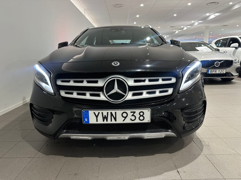 Bild 2 av Mercedes-Benz GLA 200 d 4MATIC