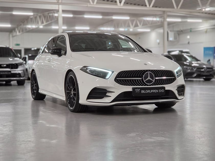 Bild 4 av Mercedes-Benz A 200 7G-DCT AMG|Night|Panorama|Widescreen|Keyless|