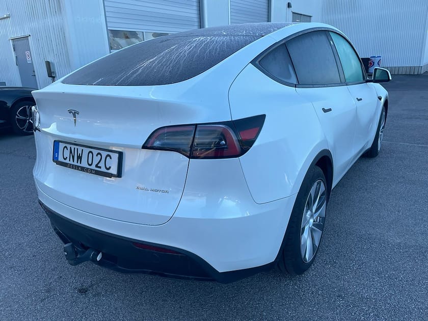 Bild 3 av Tesla Model Y Long Range AWD