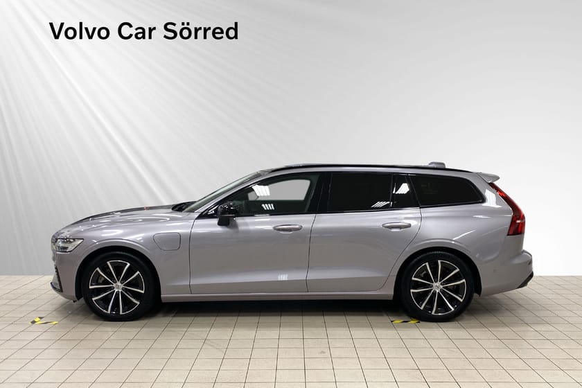 Bild 3 av Volvo V60 T6 Plus Dark Nordic Edition, 360 Kamera, H&K