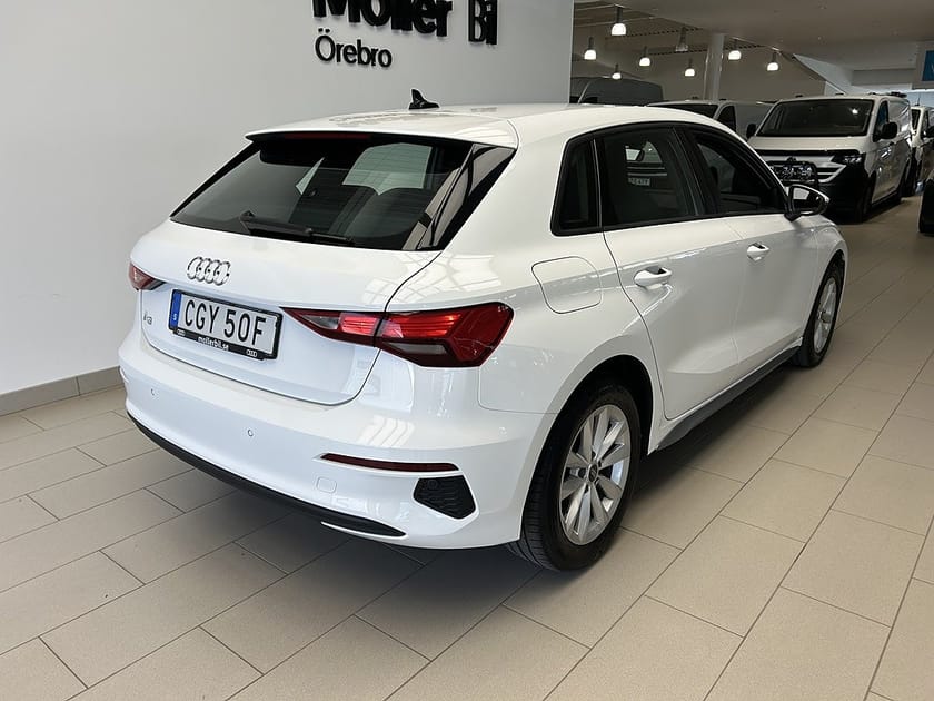 Bild 5 av Audi A3 Sportback 35 TFSI 150hk PROLINE
