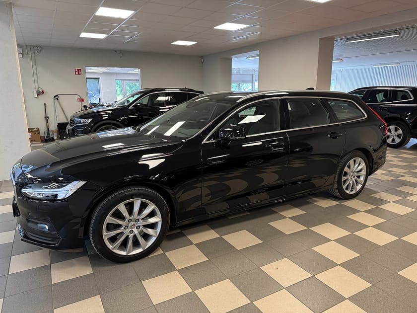 Bild 2 av Volvo V90 B4 Geartronic Panorama Helskinn B-Kamera Drag  CarPlay