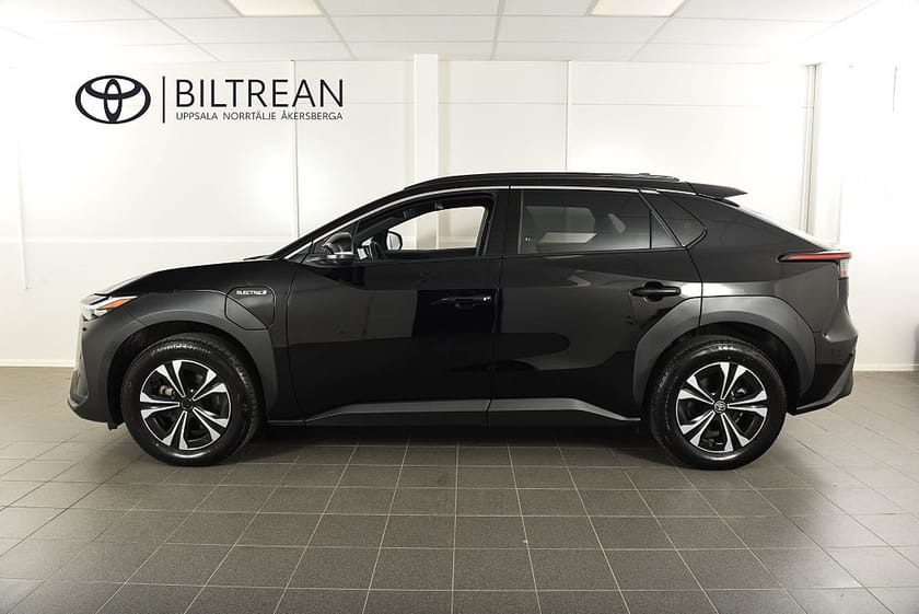 Bild 2 av Toyota bZ4X 71.4 kWh AWD Executive JBL MOMS