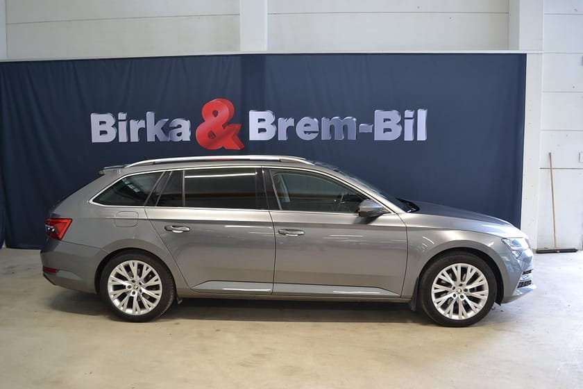 Bild 5 av Škoda Superb iV Kombi Skoda 1.4 TSI Business Edition, dragkrok värmare