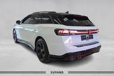 Thumnail bilde 2 av Volkswagen ID.7 GTX Tourer
