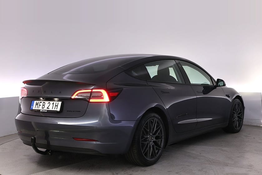 Bild 5 av Tesla Model 3 Long Range AWD Refresh Autopilot Pano Drag