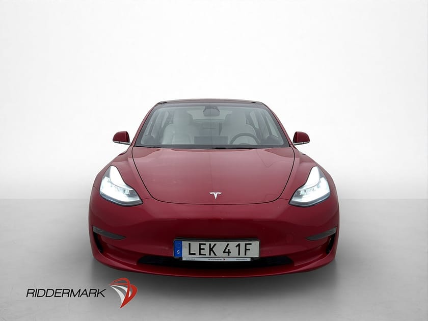 Bild 2 av Tesla Model 3 Long Range AWD 440hk Autopilot Pano Kamera
