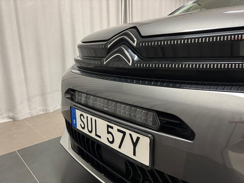 Bild 2 av Citroën C5 Aircross Hybrid 225 e-EAT, 225hk, 2022 LESEBAR