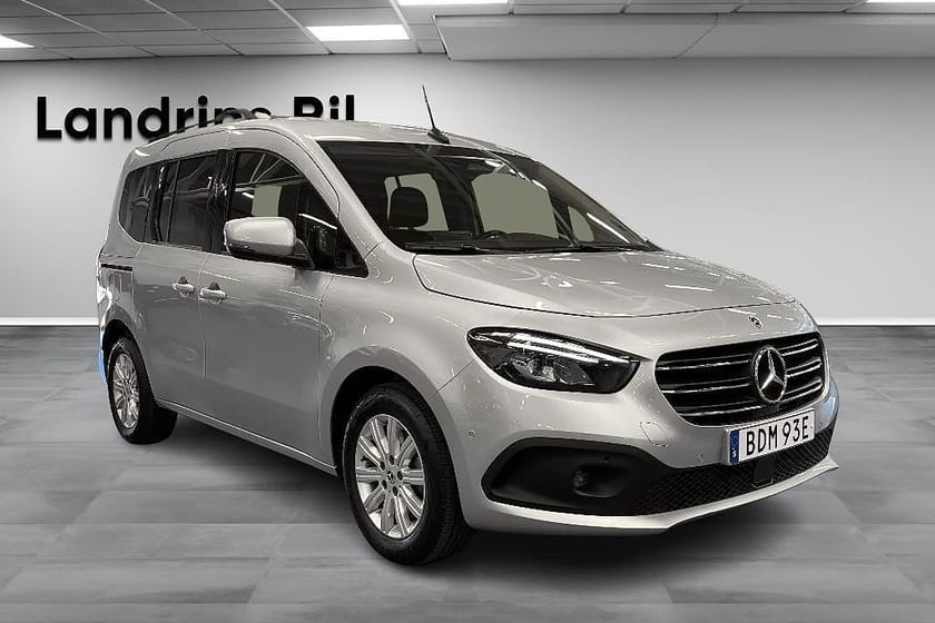 Bild 3 av Mercedes-Benz T 180 d DCT Progressive Euro 6