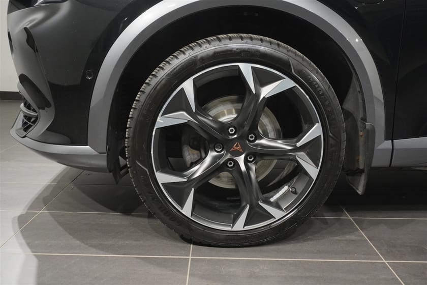 Bild 3 av CUPRA Formentor e-Hybrid 204hk Kamera Drag