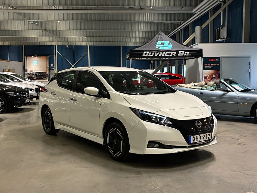 Bild 1 av Nissan Leaf Acenta 39kWh | Backkamera | LED