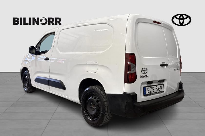 Bild 4 av Toyota ProAce City LONG 1,5D 100HK COMFORT/Ny motor/D-värm + skåp/Ledramp