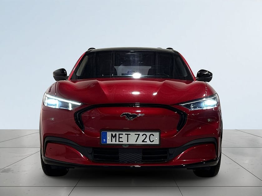 Bild 2 av Ford Mustang Mach-E Standard Range AWD B&O GPS Skinn 360° Pano SoV MOMS