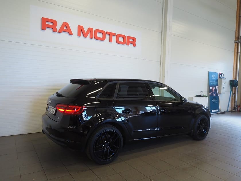 Bild 5 av Audi A3 Sportback 1,2 TFSI 110hk Attraction | Bluetooth | P-Sen