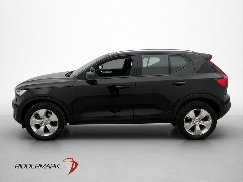 Bild 4 av Volvo XC40 T2 129hk Momentum Kamera Värmare CarPlay VOC