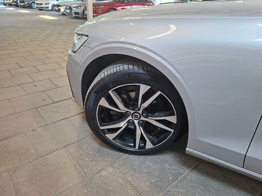 Bild 5 av Volvo V60 B4 Geartronic Plus Dark Navi|Drag|Backamera