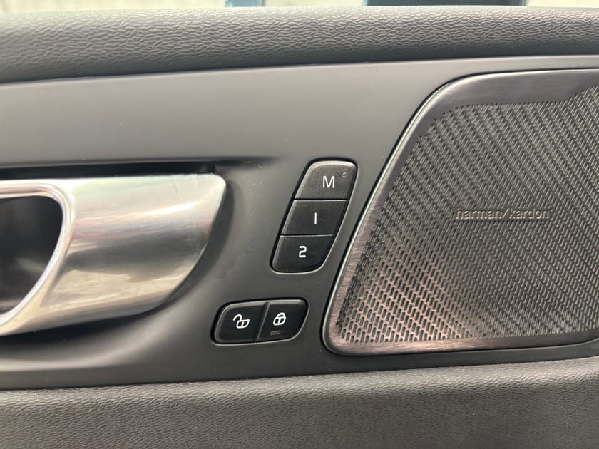 Bild 5 av Volvo XC60 Recharge T6 Inscription T