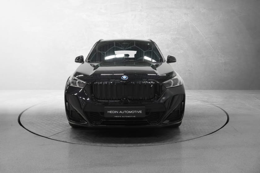 Bilde 2 av BMW iX1 xDrive30