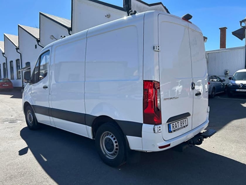 Bild 4 av Mercedes-Benz Sprinter 317 CDI RWD Panel Van 170 hk 9G-Tronic Drag MOMS Euro 6